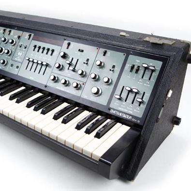 Roland SH-5